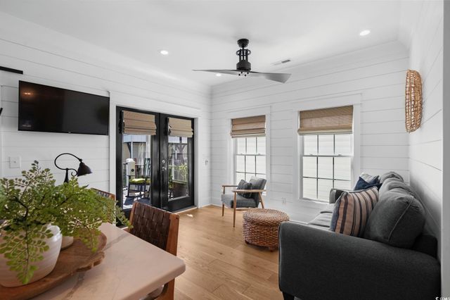 6001 - 1019 S Kings Hwy., Myrtle Beach, SC 29575