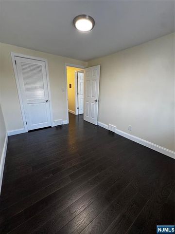 158A Rutherford Place, North Arlington, NJ 07031