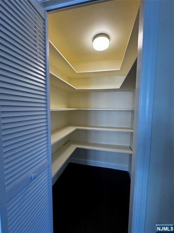 158A Rutherford Place, North Arlington, NJ 07031