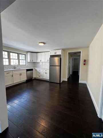 158A Rutherford Place, North Arlington, NJ 07031