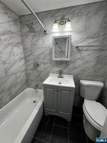 158A Rutherford Place, North Arlington, NJ 07031