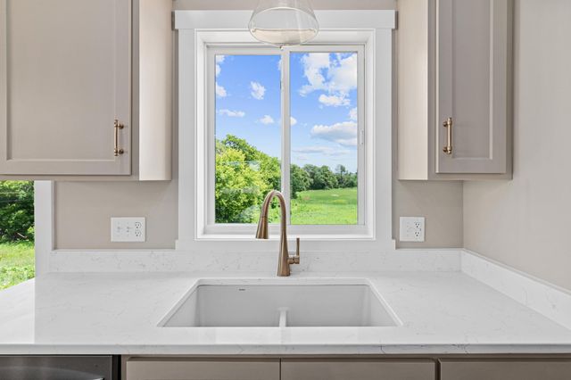 363 Candy Lane, River Falls, WI 54022