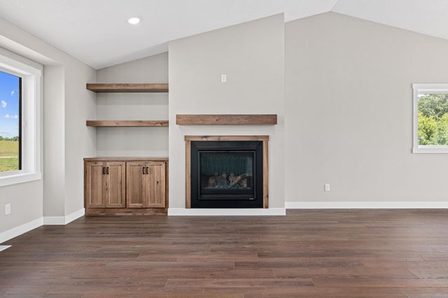 363 Candy Lane, River Falls, WI 54022