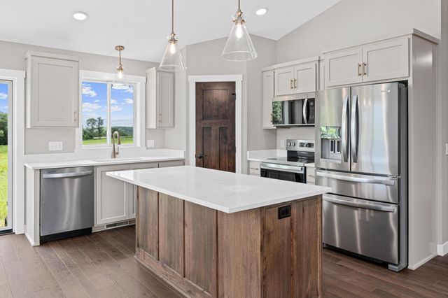 363 Candy Lane, River Falls, WI 54022