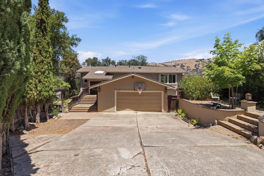 17200 Copper Hill Drive, Morgan Hill, CA 95037
