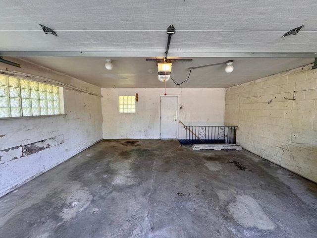 425 Cottonwood Road, Frankfort, IL 60423