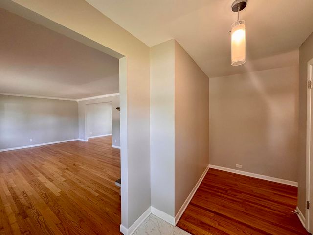 425 Cottonwood Road, Frankfort, IL 60423