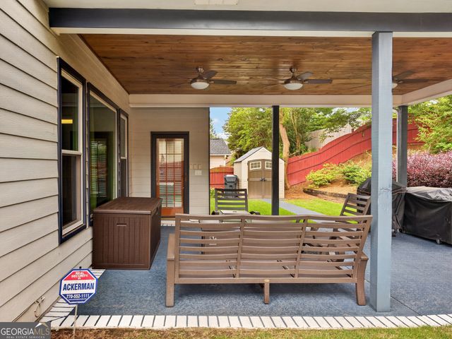 807 Edgeley Lane, Lawrenceville, GA 30044