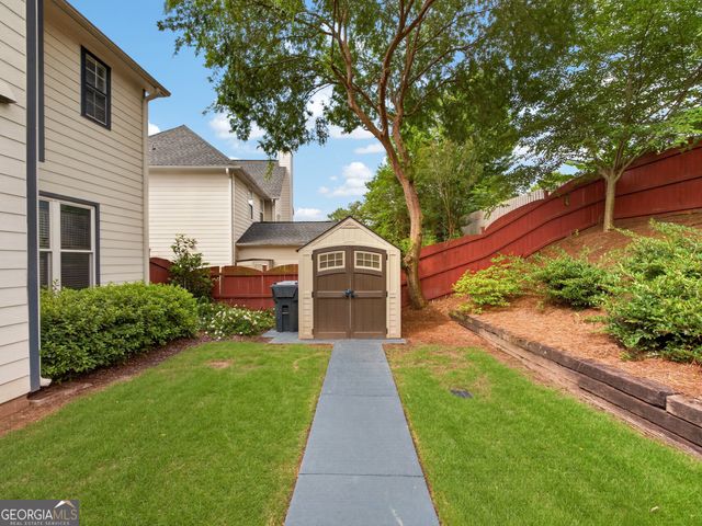807 Edgeley Lane, Lawrenceville, GA 30044