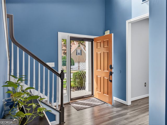 807 Edgeley Lane, Lawrenceville, GA 30044