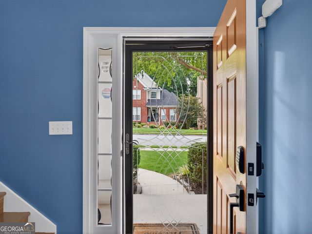 807 Edgeley Lane, Lawrenceville, GA 30044