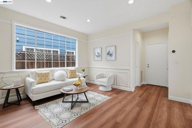 34161 Finnigan Ter, Fremont, CA 94555