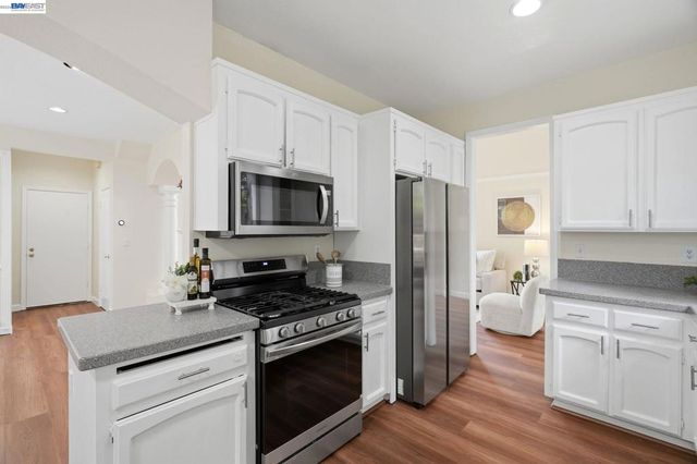 34161 Finnigan Ter, Fremont, CA 94555