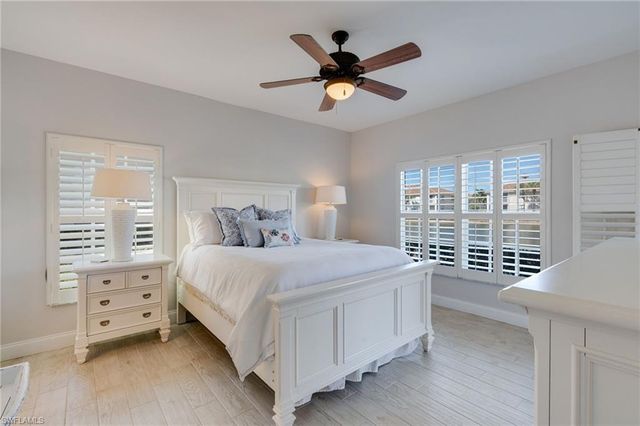 3029 Driftwood WAY # 3301, Naples, FL 34109