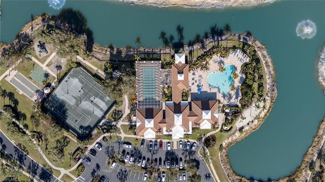 3029 Driftwood WAY # 3301, Naples, FL 34109