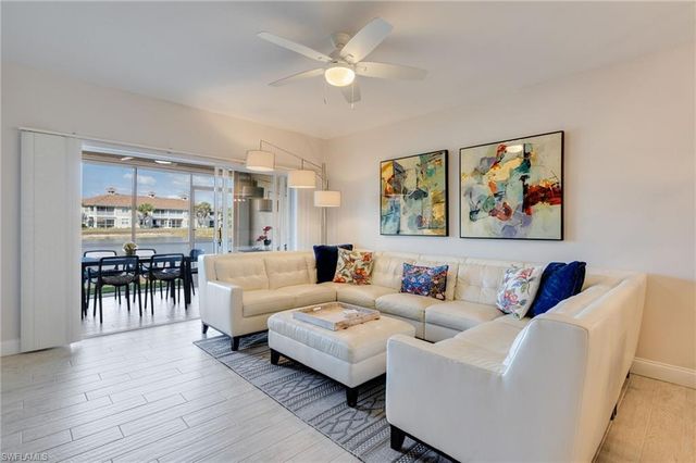 3029 Driftwood WAY # 3301, Naples, FL 34109