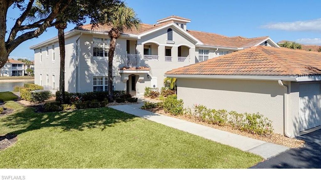 3029 Driftwood WAY # 3301, Naples, FL 34109