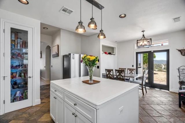 44075 Timber Trail, Hemet, CA 92544