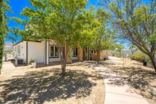 44075 Timber Trail, Hemet, CA 92544