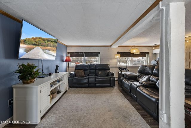 53 Stokes Street, Freehold, NJ 07728