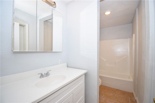 4613 Odem Dr, Corpus Christi, TX 78415