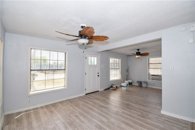 4613 Odem Dr, Corpus Christi, TX 78415