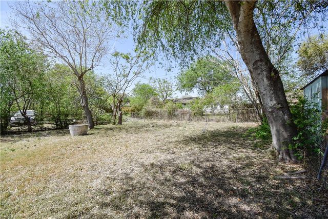 4613 Odem Dr, Corpus Christi, TX 78415