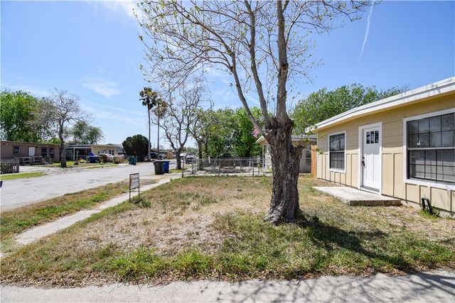 4613 Odem Dr, Corpus Christi, TX 78415