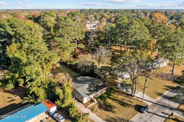 610 Vernon Drive, Jacksonville, NC 28540