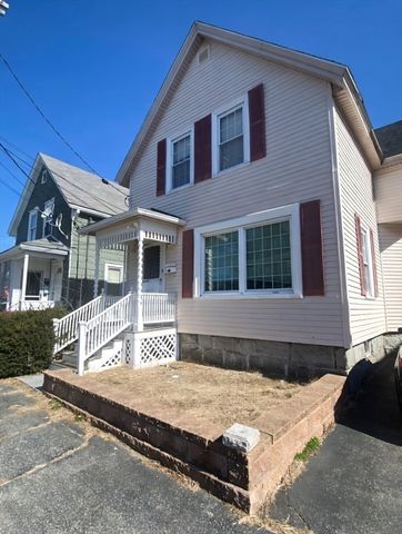 211 Mount Hope St, Lowell, MA 01854