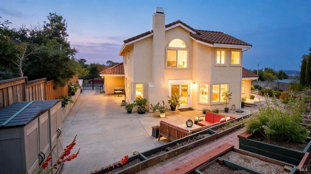 614 Britannia Dr, Vallejo, CA 94591
