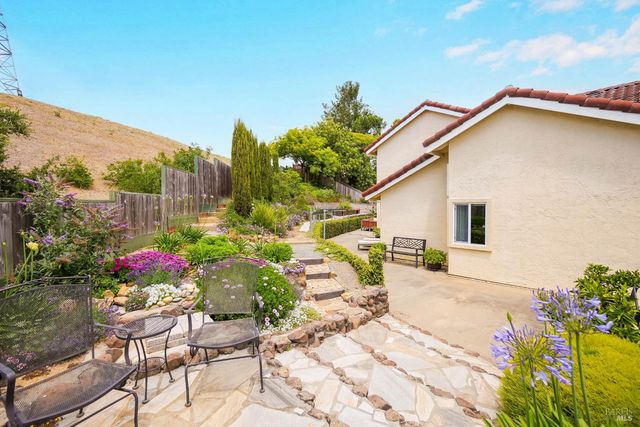 614 Britannia Dr, Vallejo, CA 94591