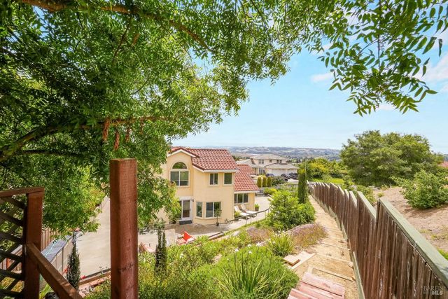 614 Britannia Dr, Vallejo, CA 94591