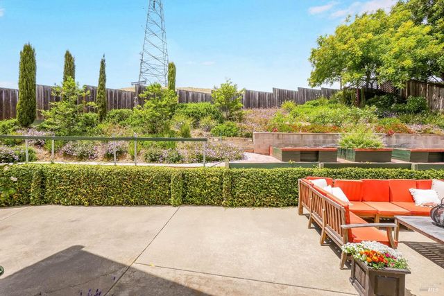 614 Britannia Dr, Vallejo, CA 94591