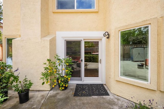 614 Britannia Dr, Vallejo, CA 94591
