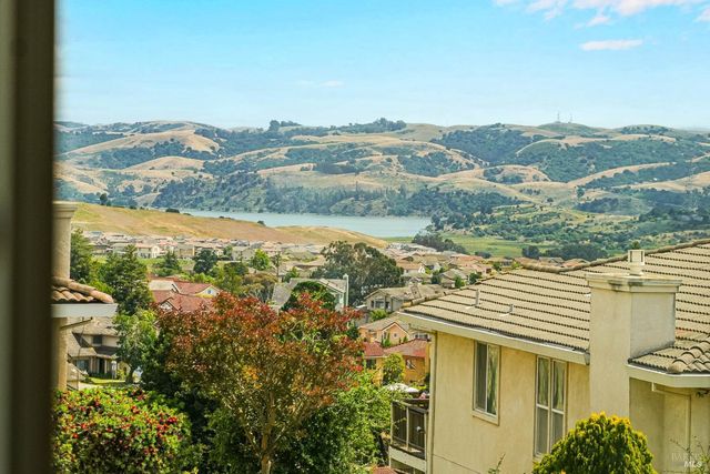 614 Britannia Dr, Vallejo, CA 94591