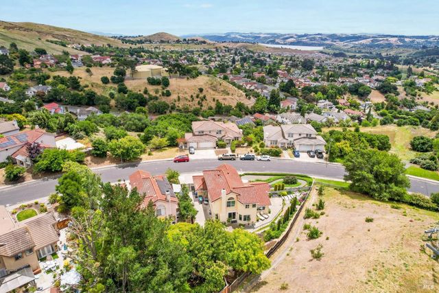 614 Britannia Dr, Vallejo, CA 94591