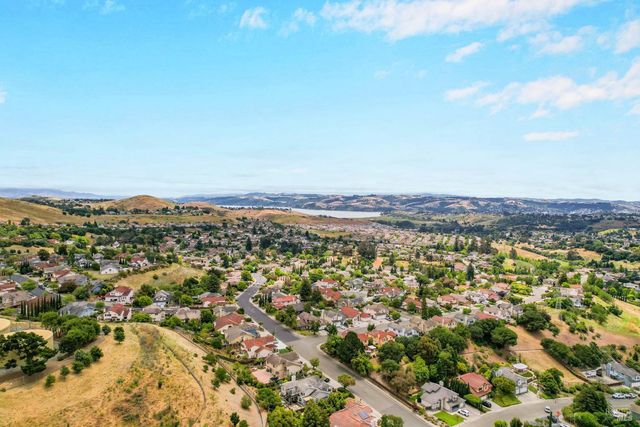 614 Britannia Dr, Vallejo, CA 94591