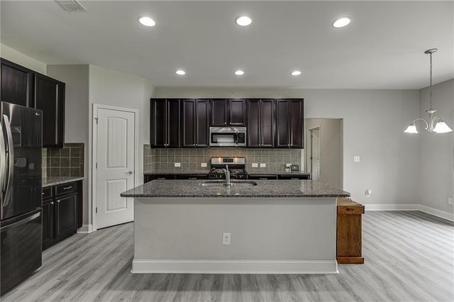 1202 Lincoln Lane, Braselton, GA 30517