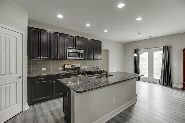 1202 Lincoln Lane, Braselton, GA 30517