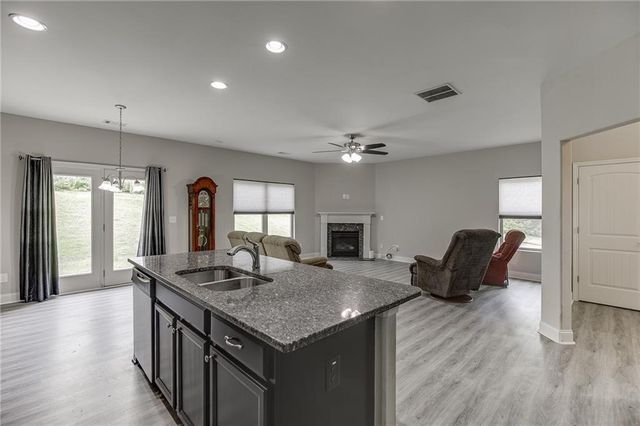 1202 Lincoln Lane, Braselton, GA 30517