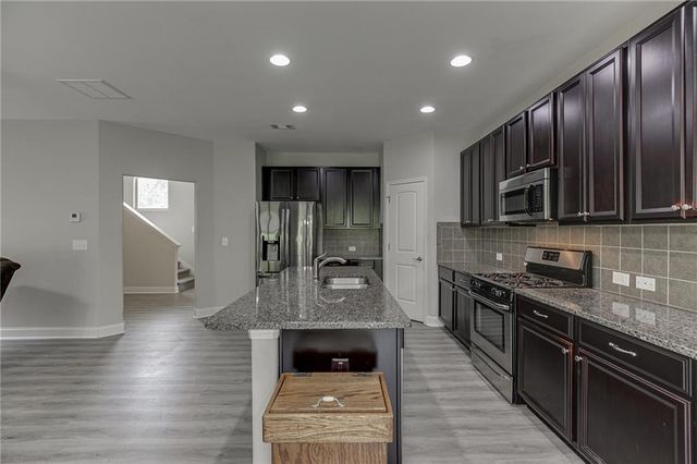 1202 Lincoln Lane, Braselton, GA 30517