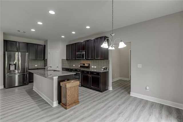 1202 Lincoln Lane, Braselton, GA 30517