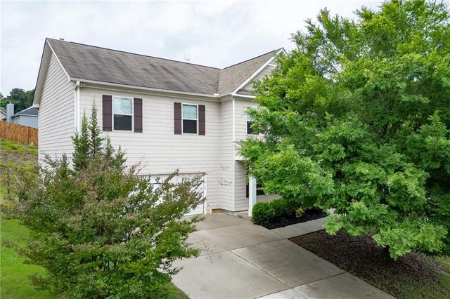 1202 Lincoln Lane, Braselton, GA 30517