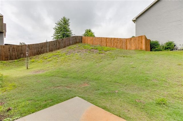 1202 Lincoln Lane, Braselton, GA 30517
