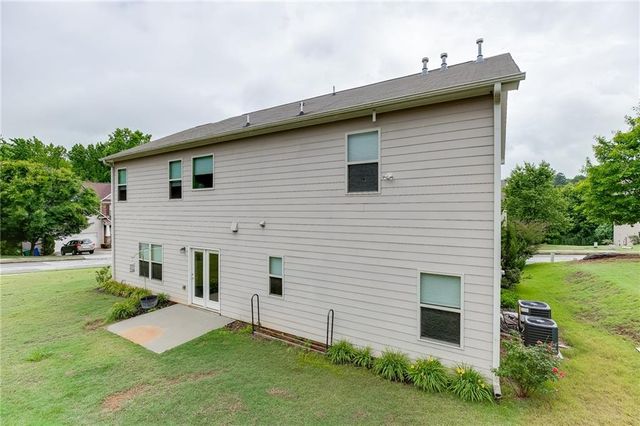 1202 Lincoln Lane, Braselton, GA 30517