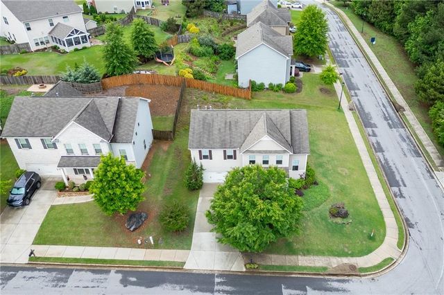 1202 Lincoln Lane, Braselton, GA 30517