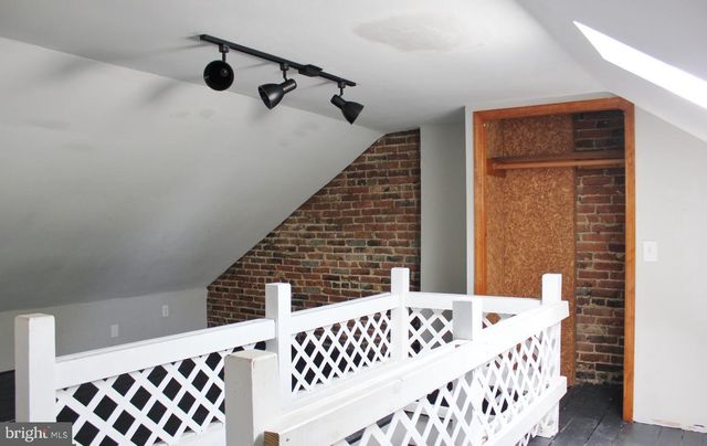 236 N LOCUST ST, Hagerstown, MD 21740