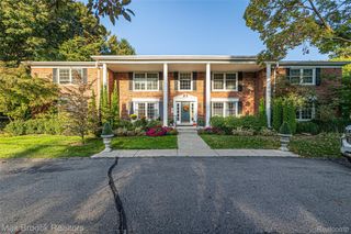 229 Barden Road, Bloomfield Hills, MI 48304