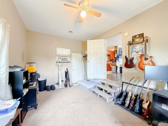 1201 E Atlanta Avenue, Davis, OK 73030